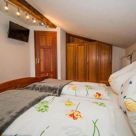 Bio-Bergbauernhof Ederhias Villa Liesing Bagian luar foto